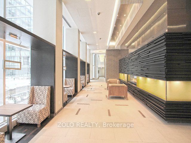 90 Stadium Rd, #325