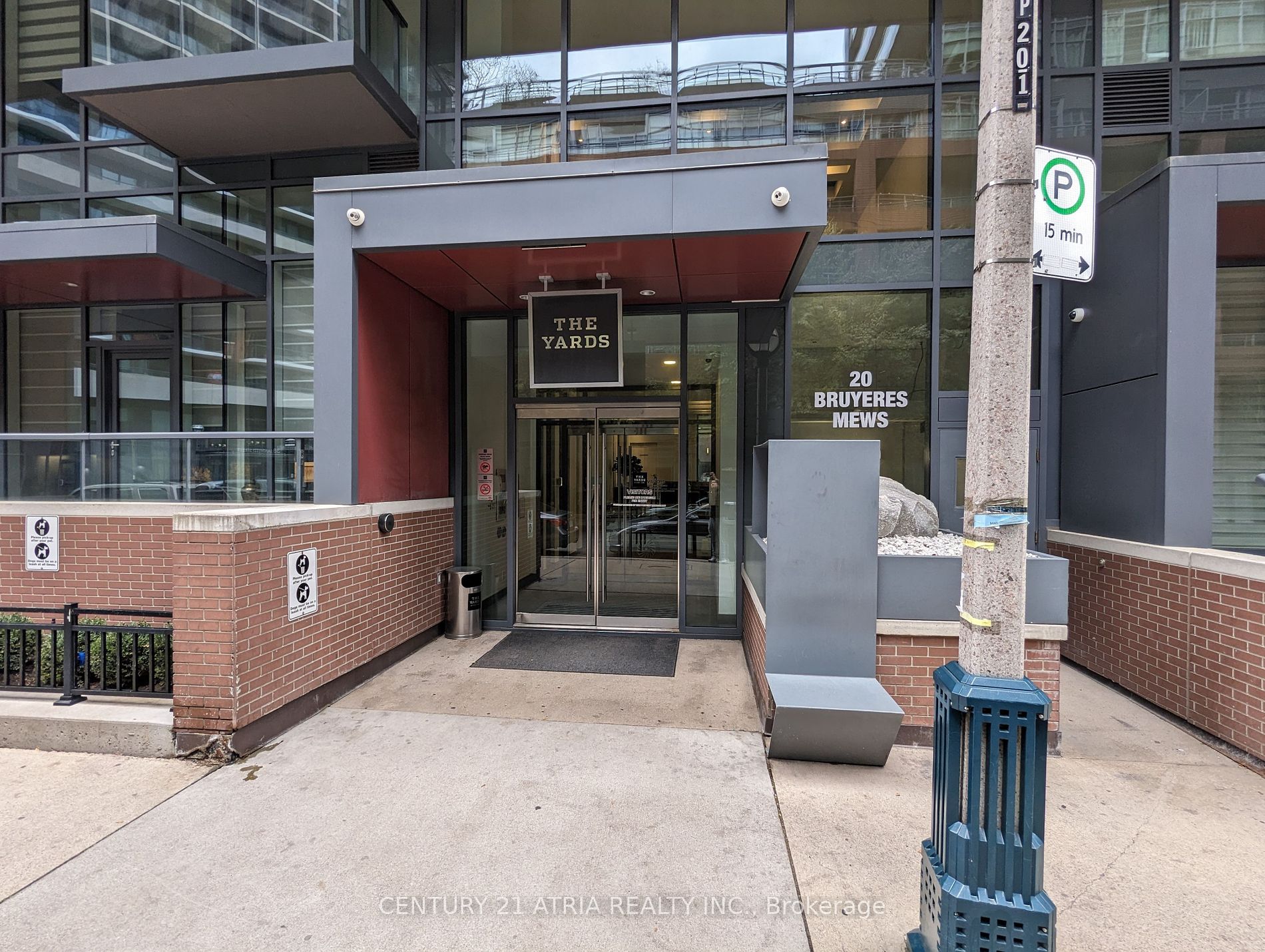 20 Bruyeres Mews, #1805