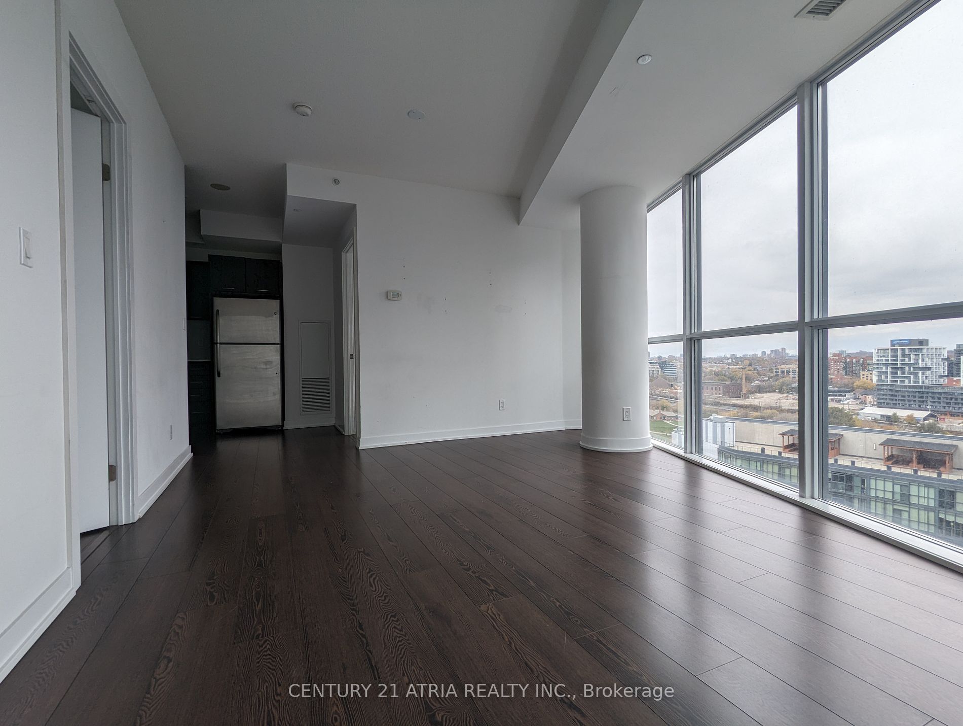 20 Bruyeres Mews, #1805