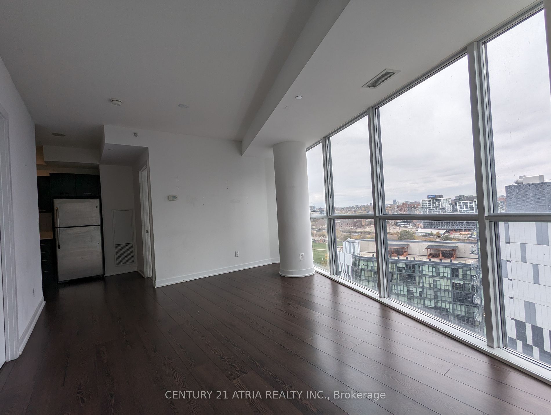 20 Bruyeres Mews, #1805