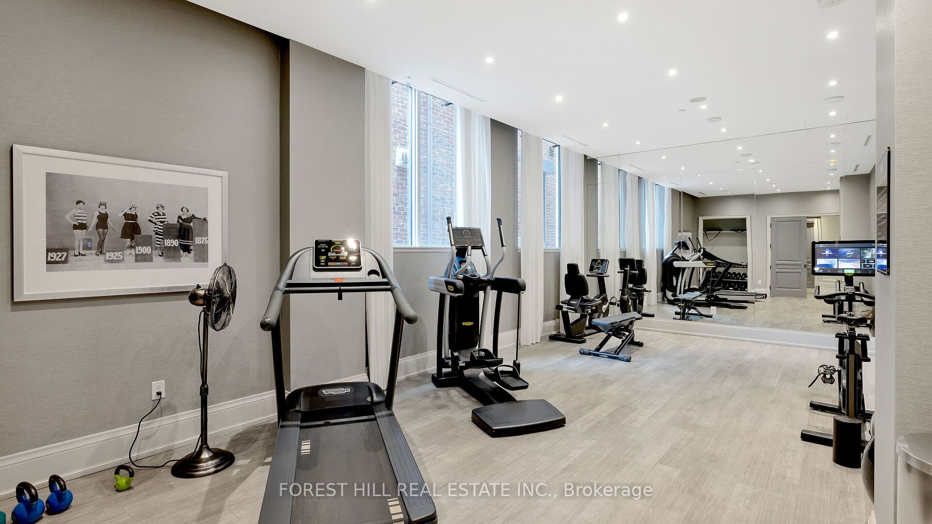 133 Hazelton Avenue, #202