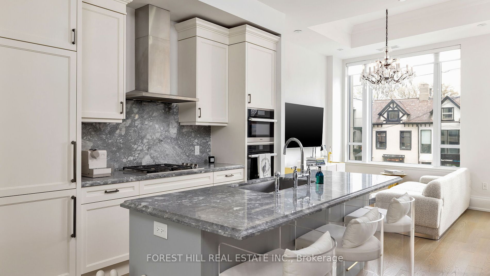 133 Hazelton Avenue, #202