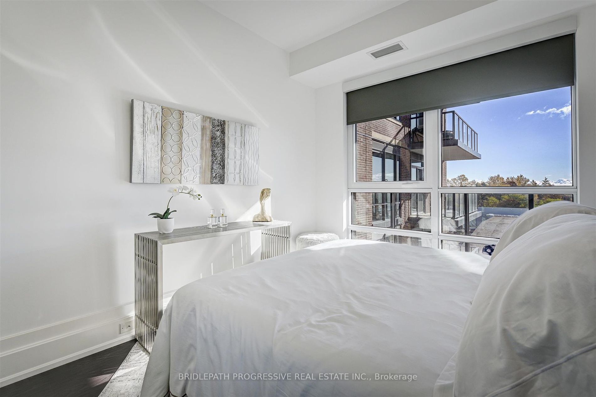 3 Southvale Dr, #401