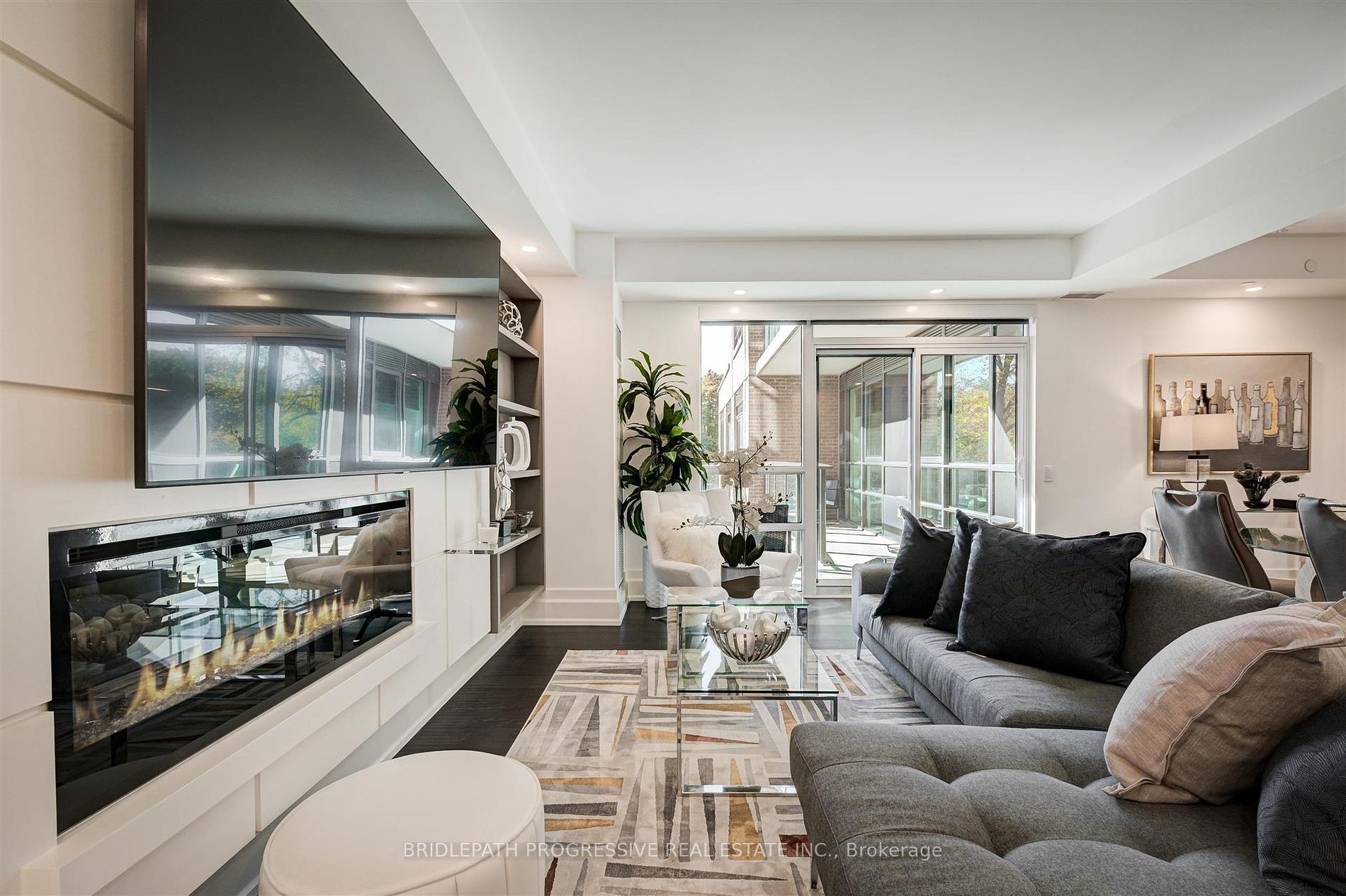 3 Southvale Dr, #401