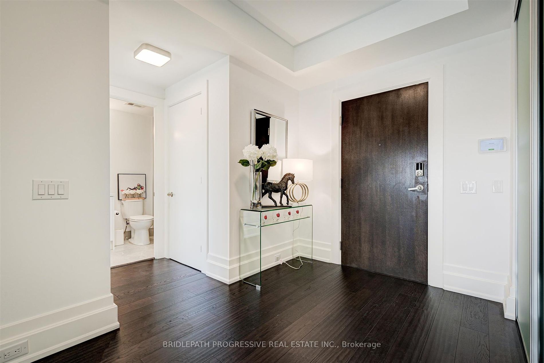 3 Southvale Dr, #401