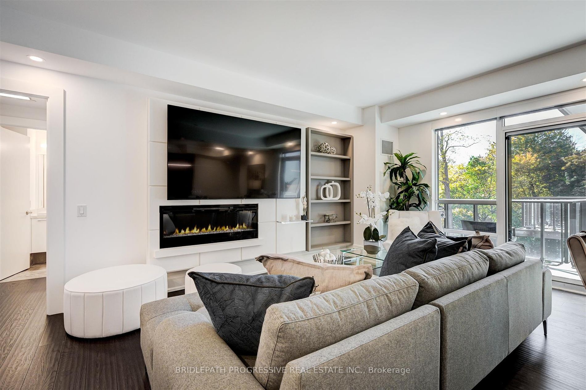 3 Southvale Dr, #401