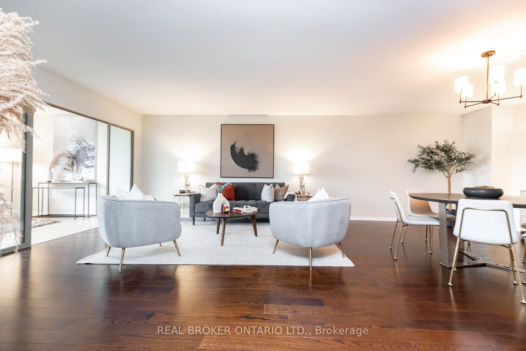 160 Frederick St, #803