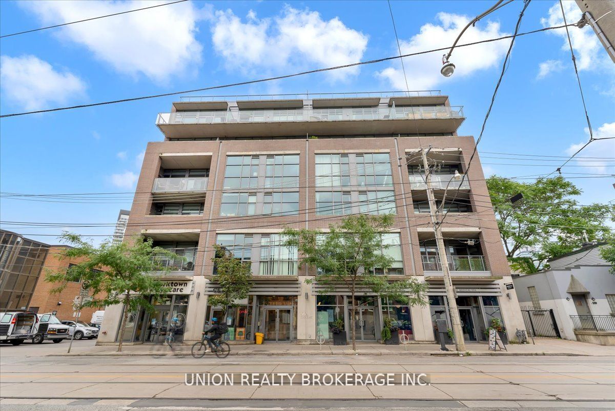 569 King St E, #404