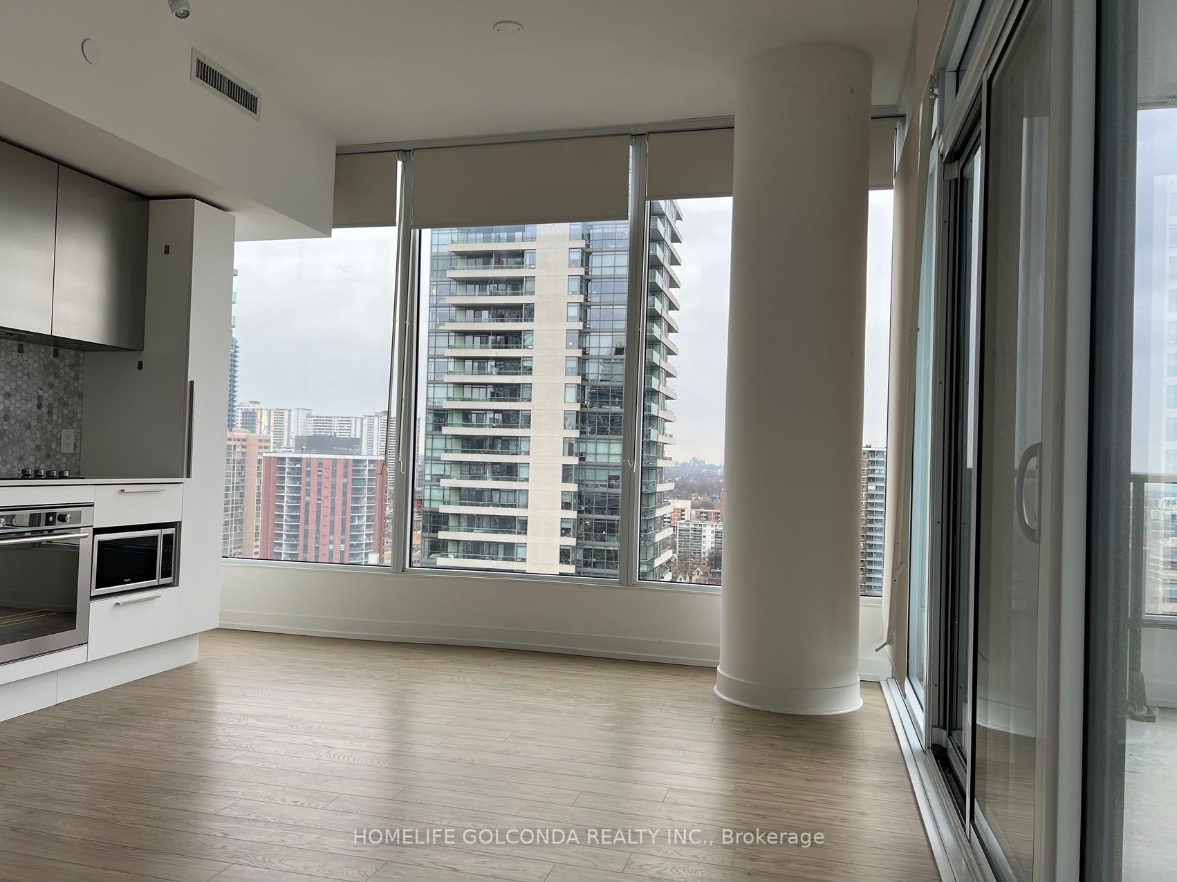 85 Wood St, #2216