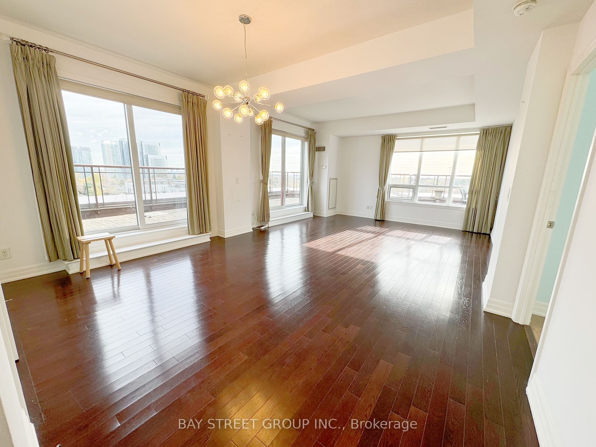23 Rean Drive, #705