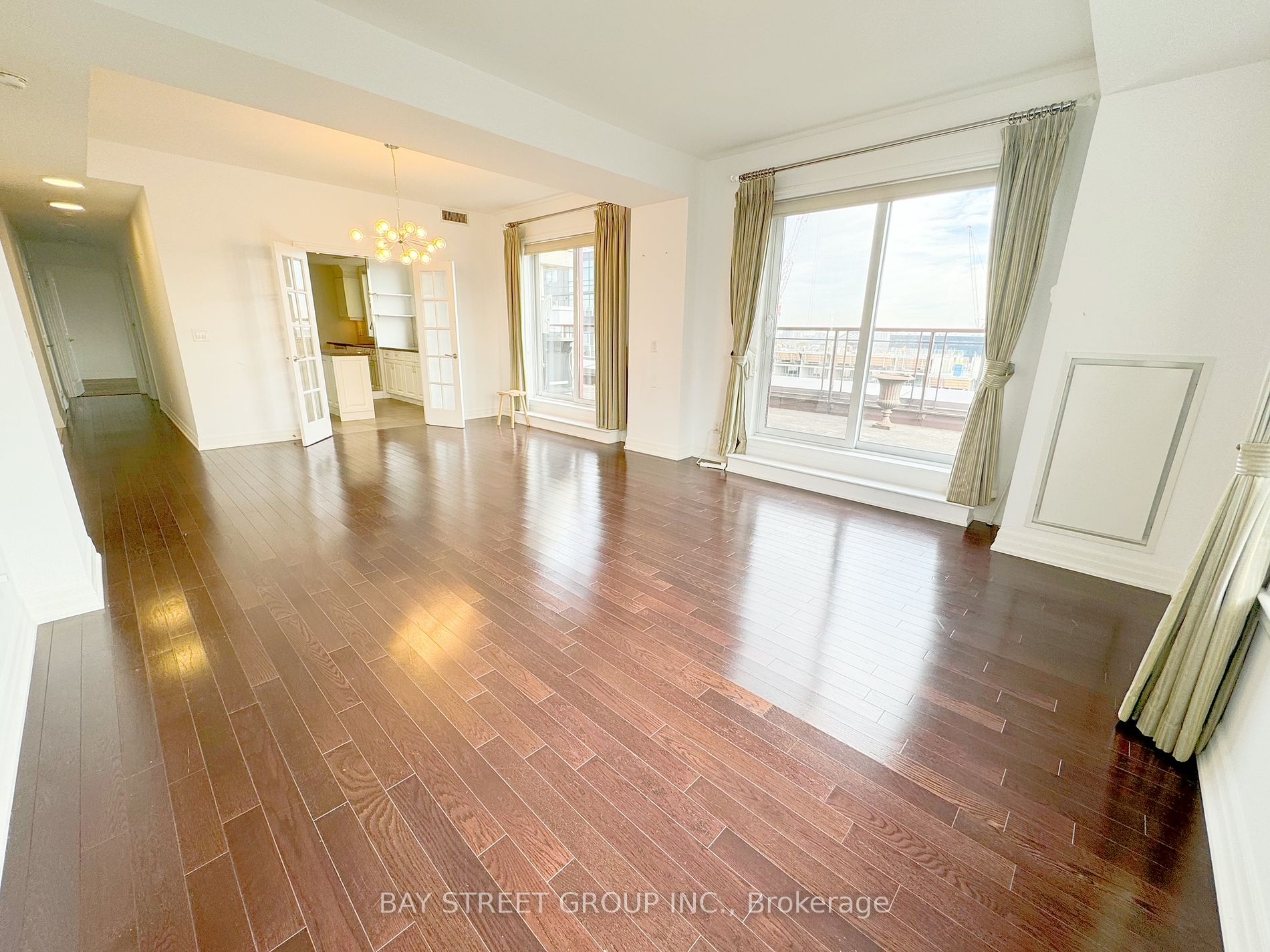 23 Rean Drive, #705