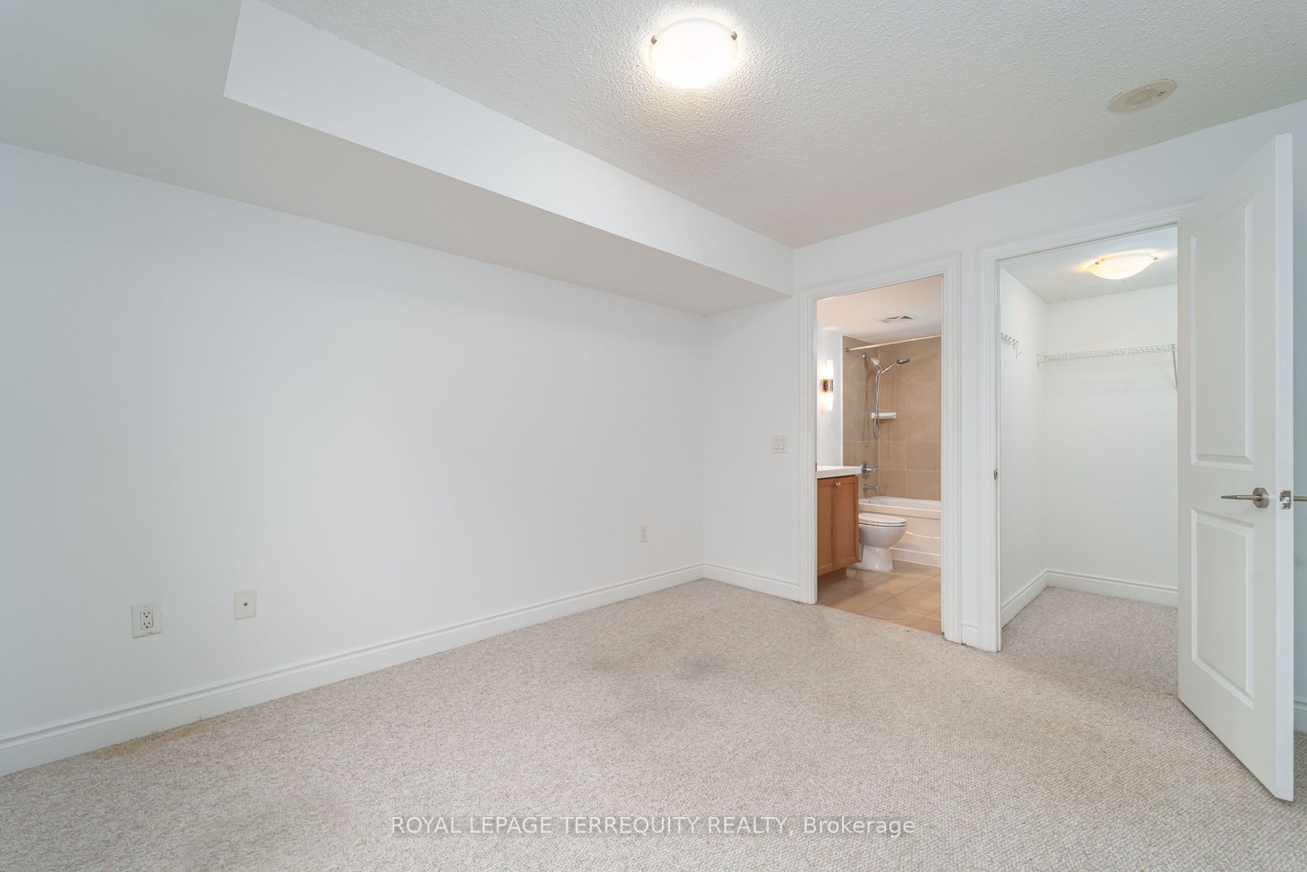 500 Doris Avenue, #2223