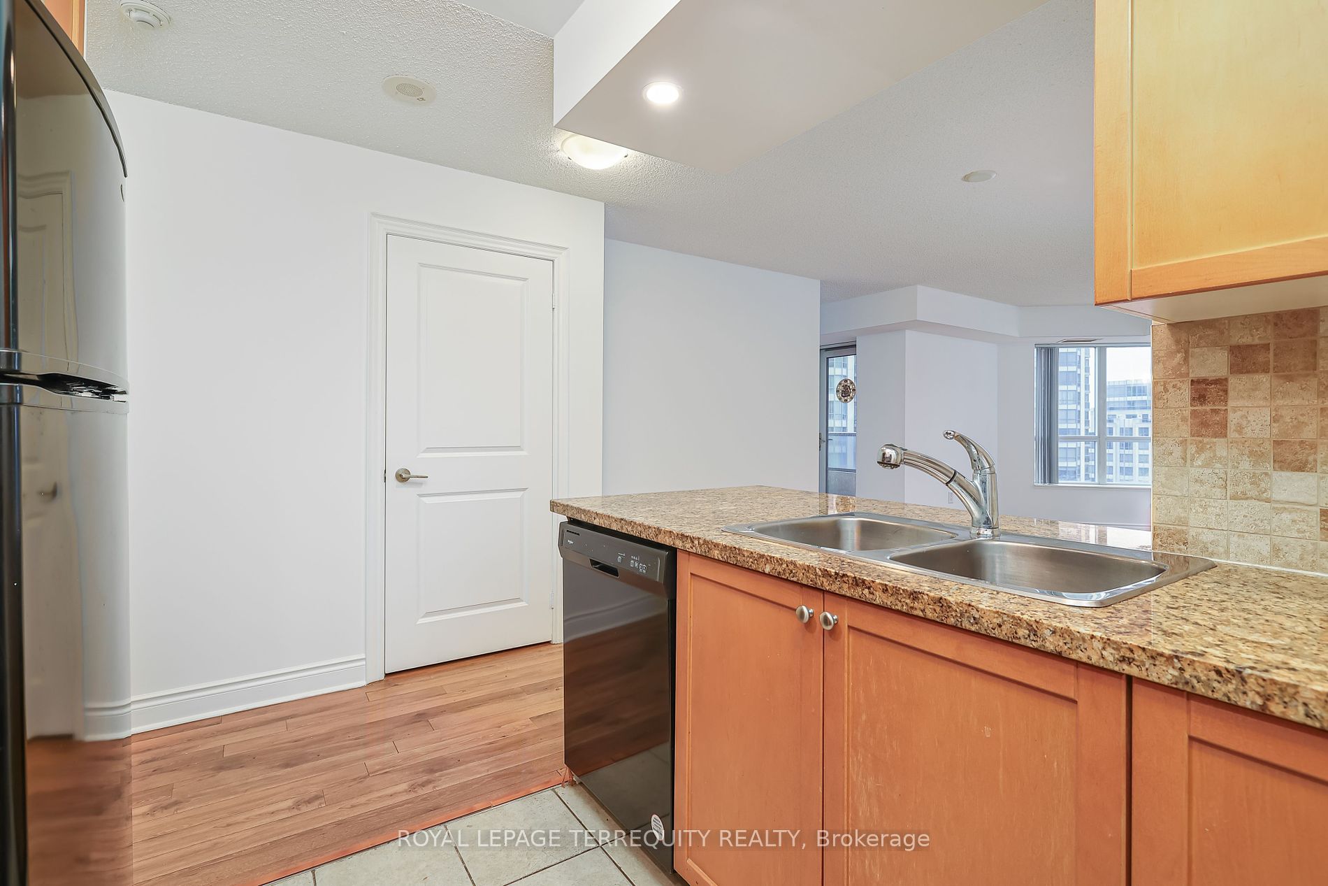 500 Doris Avenue, #2223