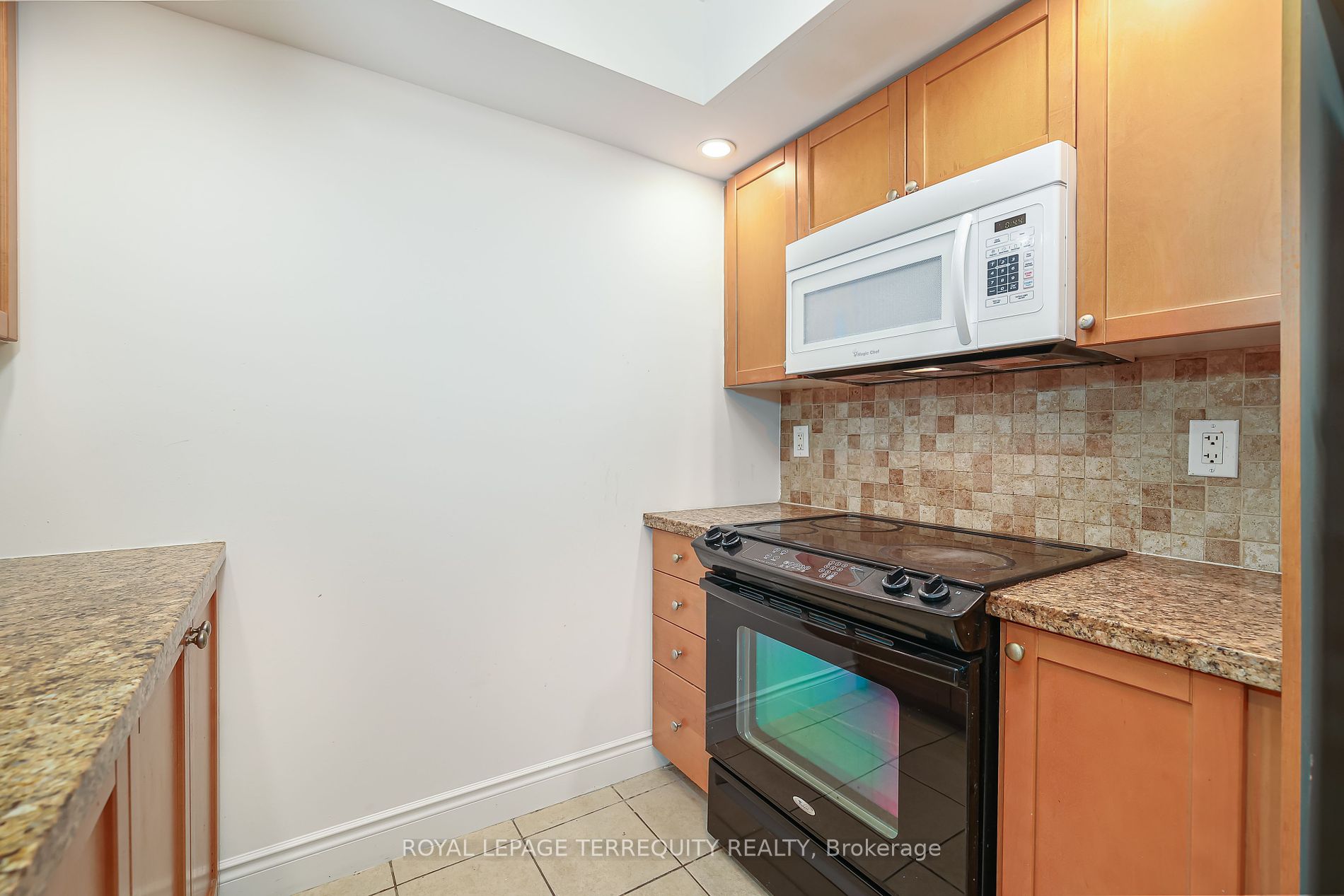 500 Doris Avenue, #2223