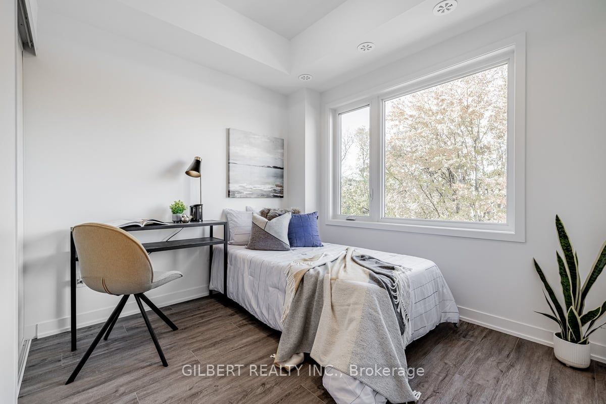 14 Marquette Ave, #8