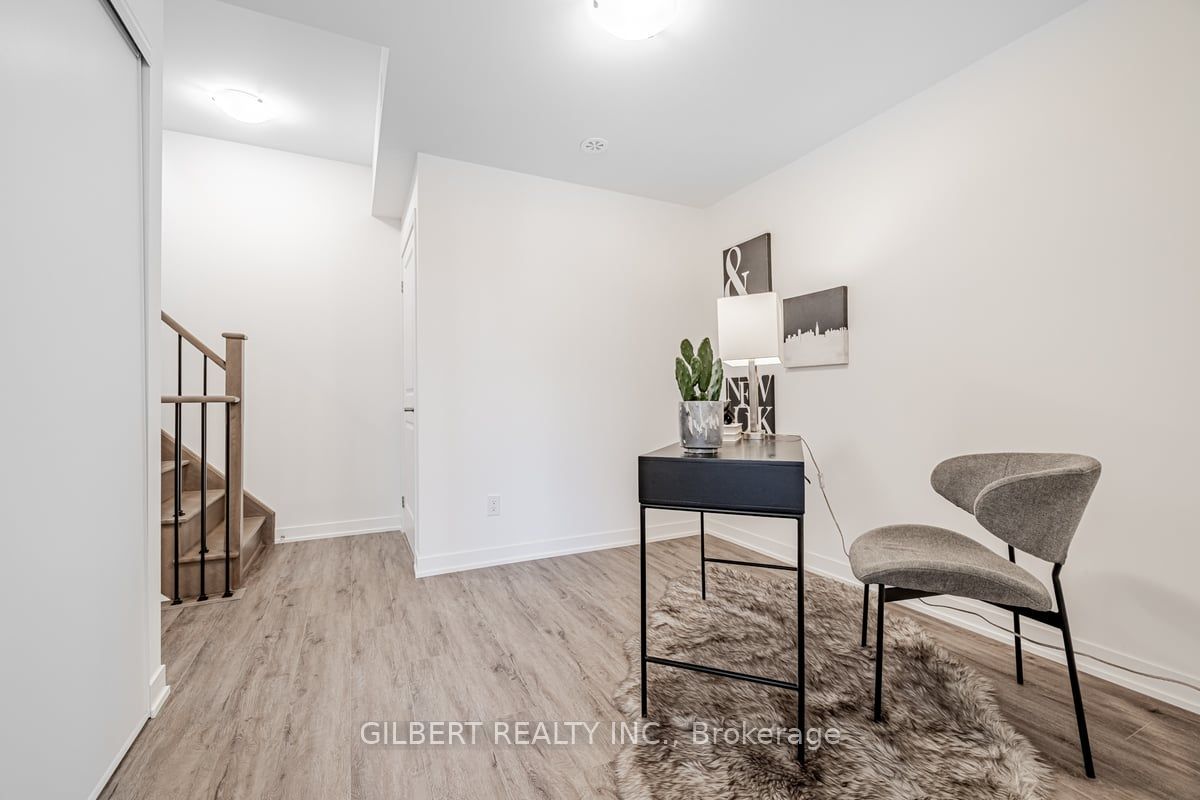 14 Marquette Ave, #8