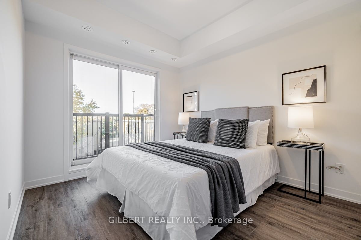 14 Marquette Ave, #8