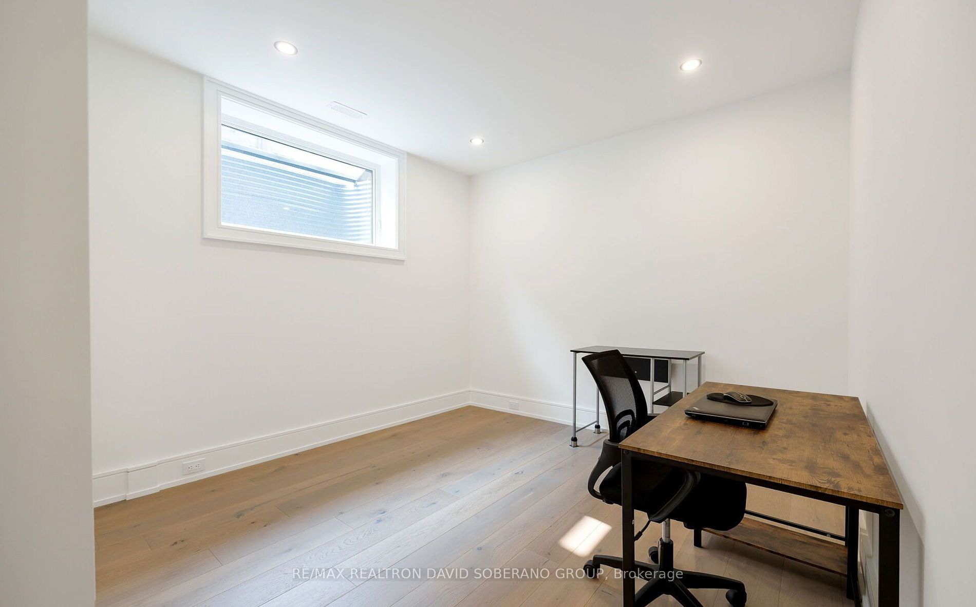 192 Cocksfield Ave