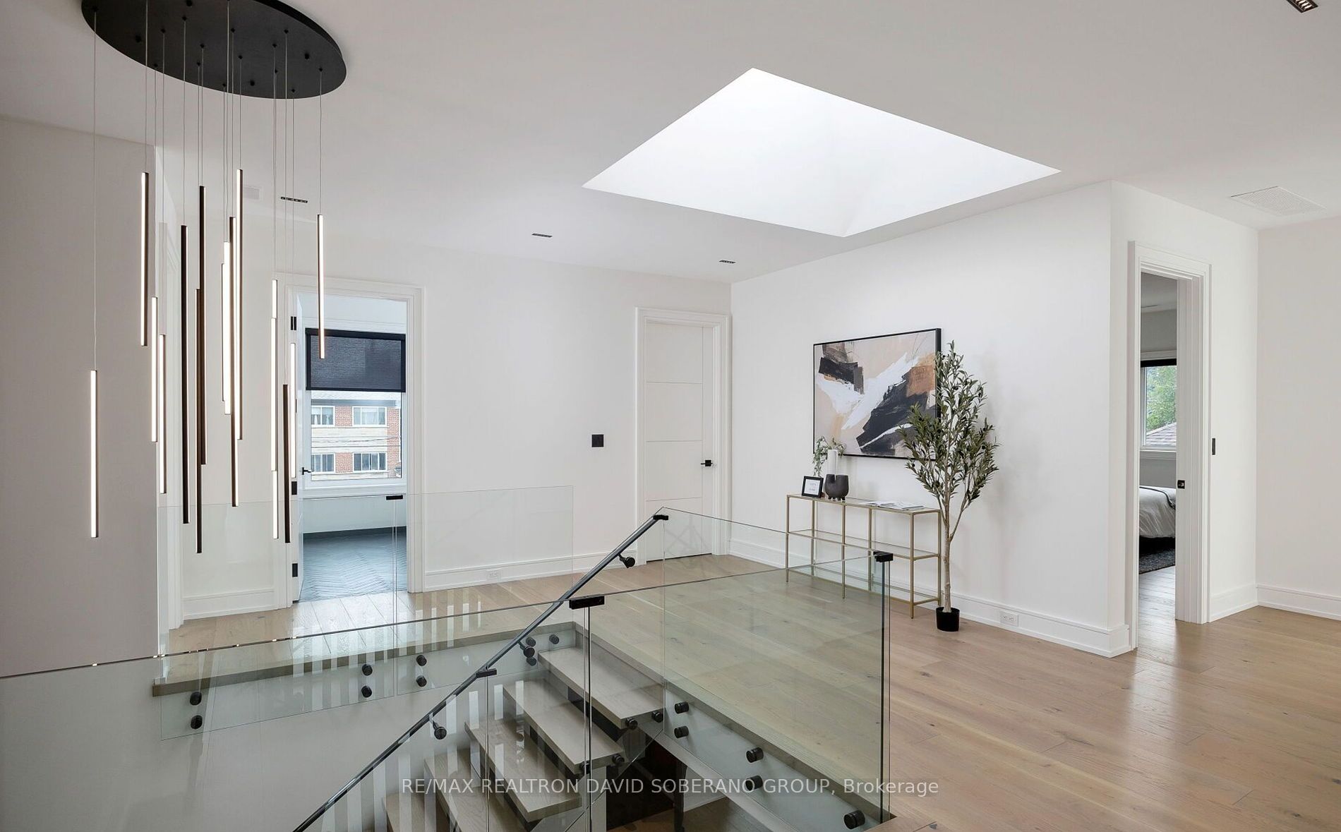 192 Cocksfield Ave