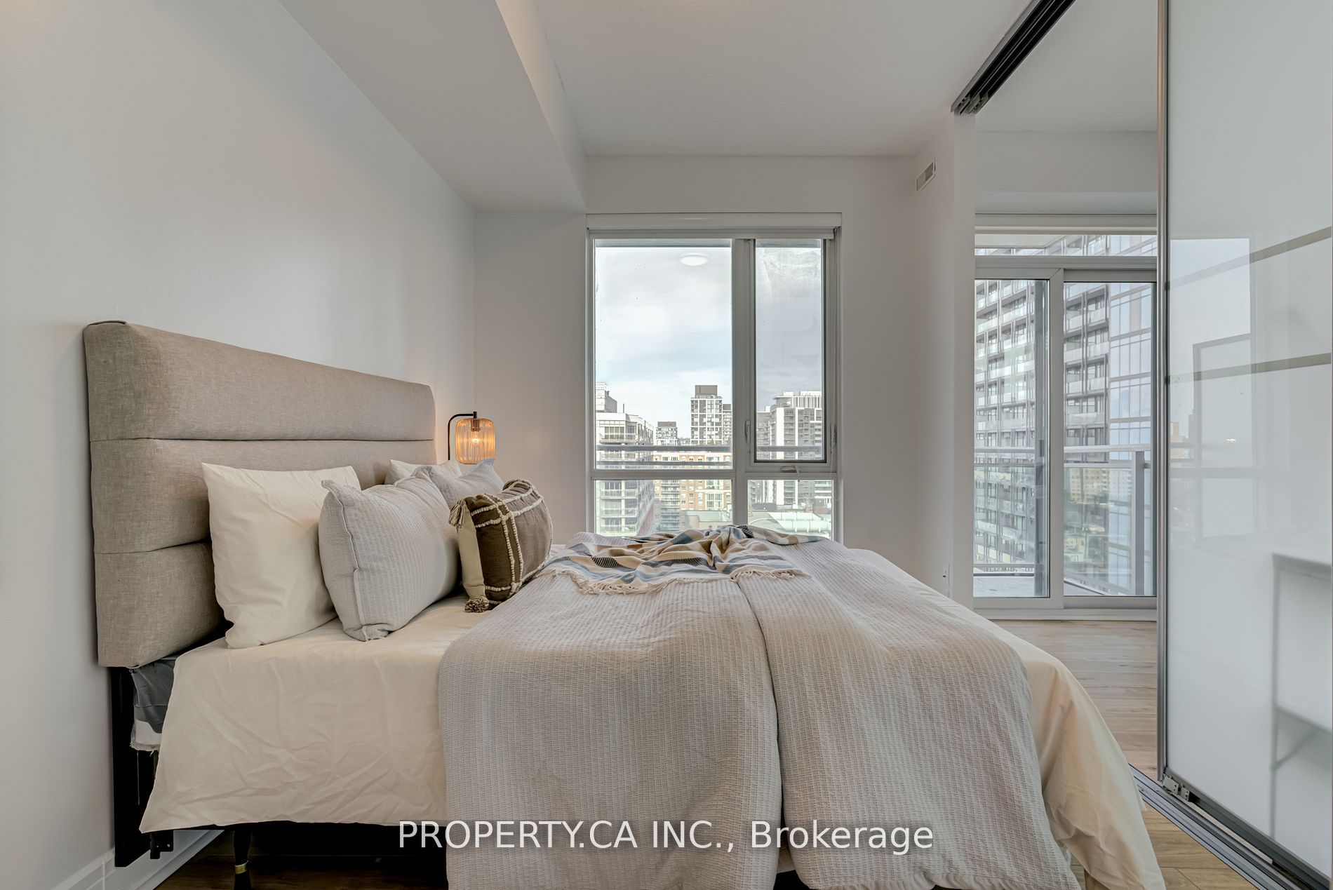 116 George St, #1410