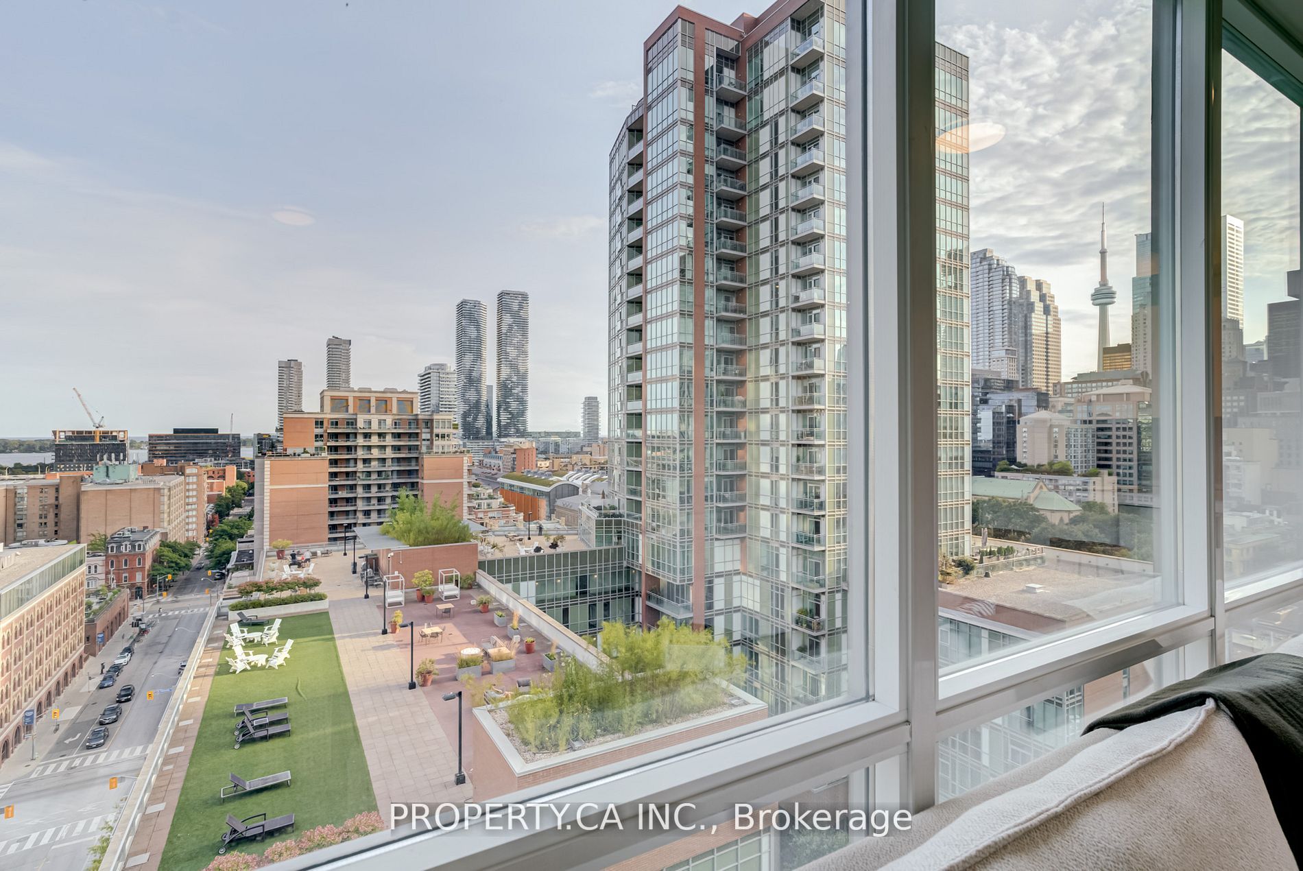 116 George St, #1410