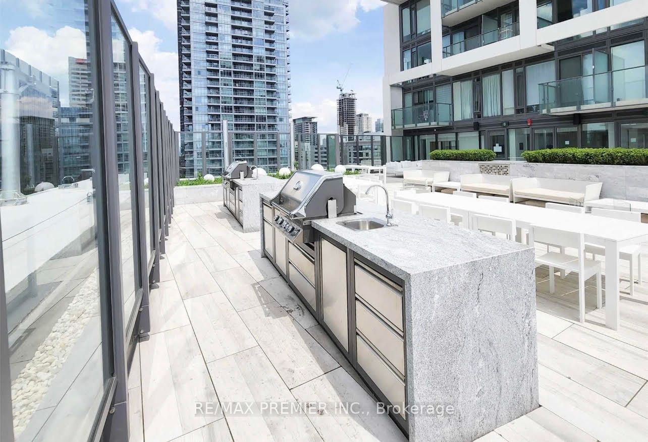 8 Hillsdale Avenue E, #843