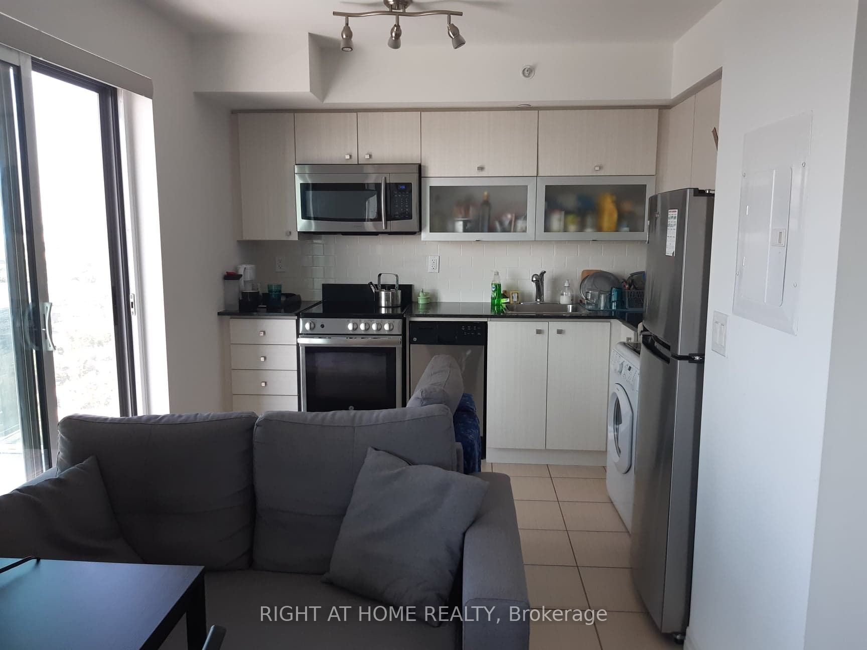 275 Yorkland Rd, #2803
