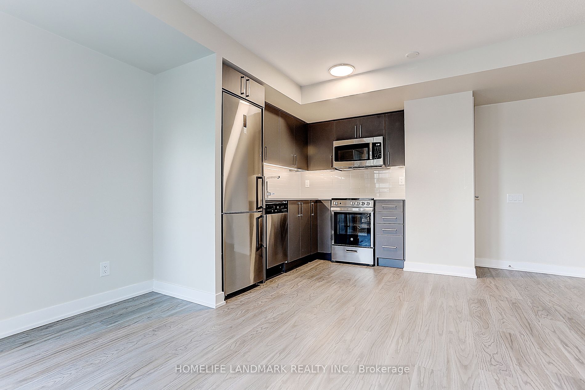 38 Monte Kwinter Crt, #605