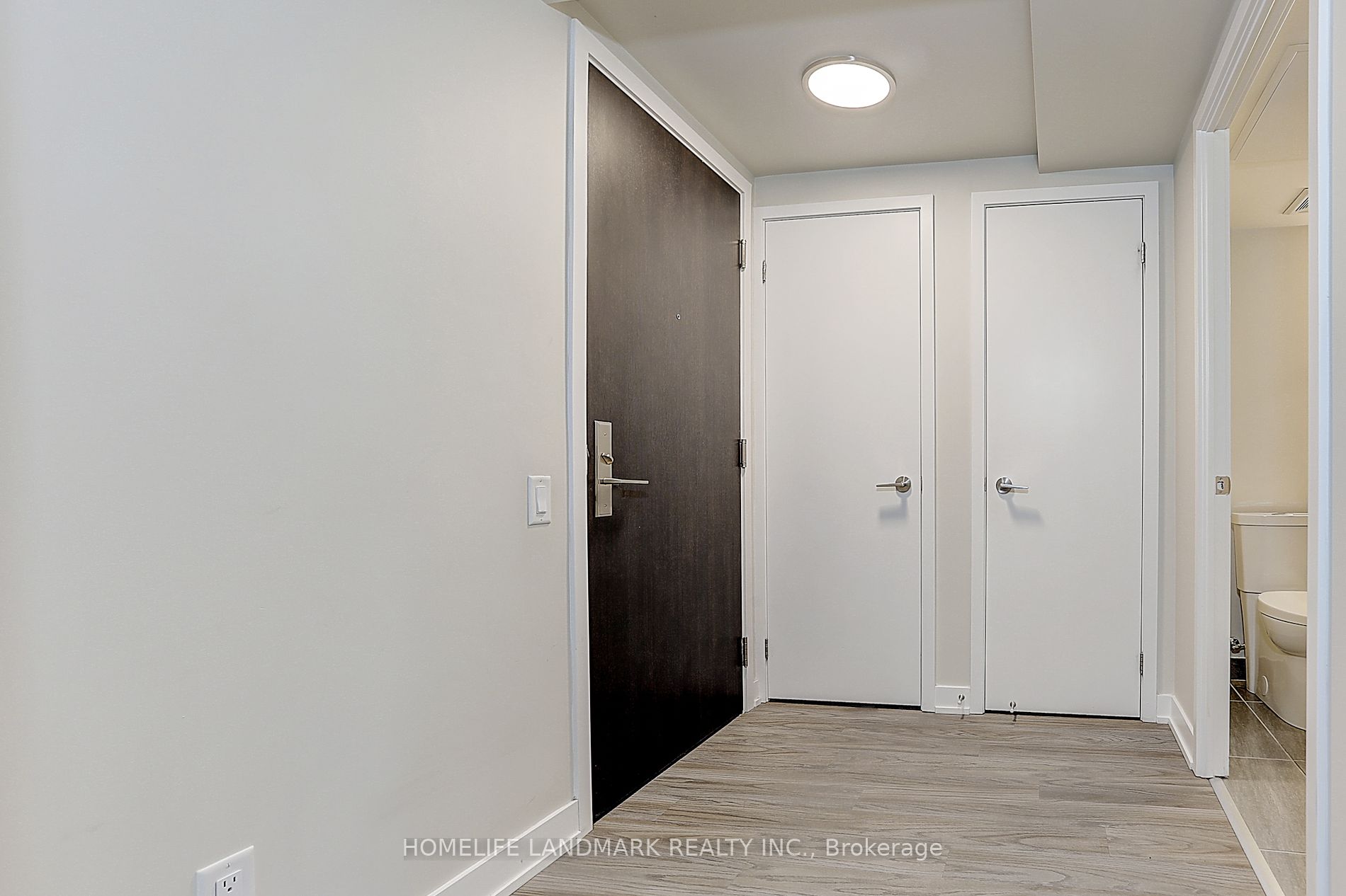 38 Monte Kwinter Crt, #605