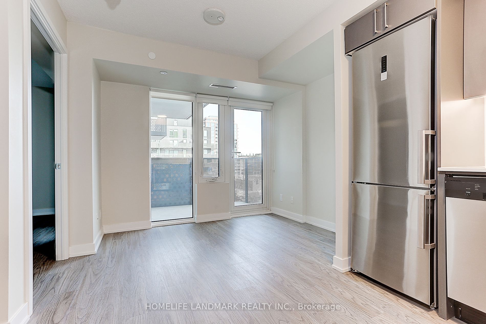 38 Monte Kwinter Crt, #605