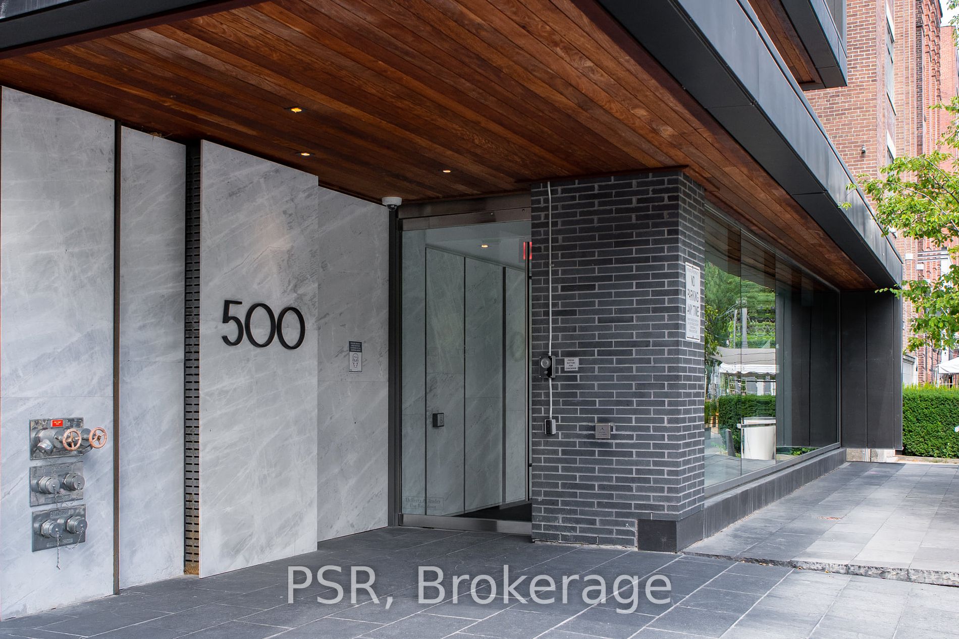 500 Wellington St W, #Ph1001