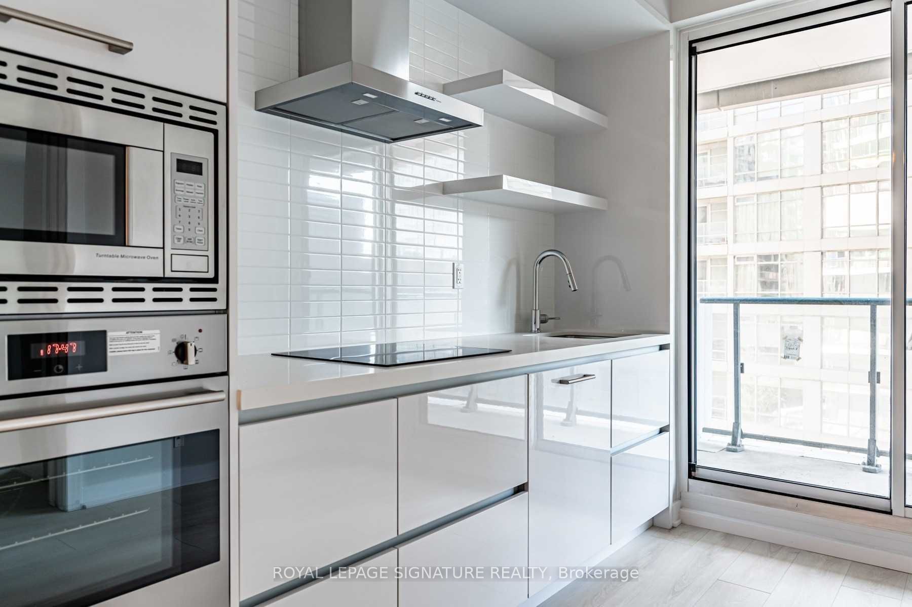 2221 Yonge Street #506