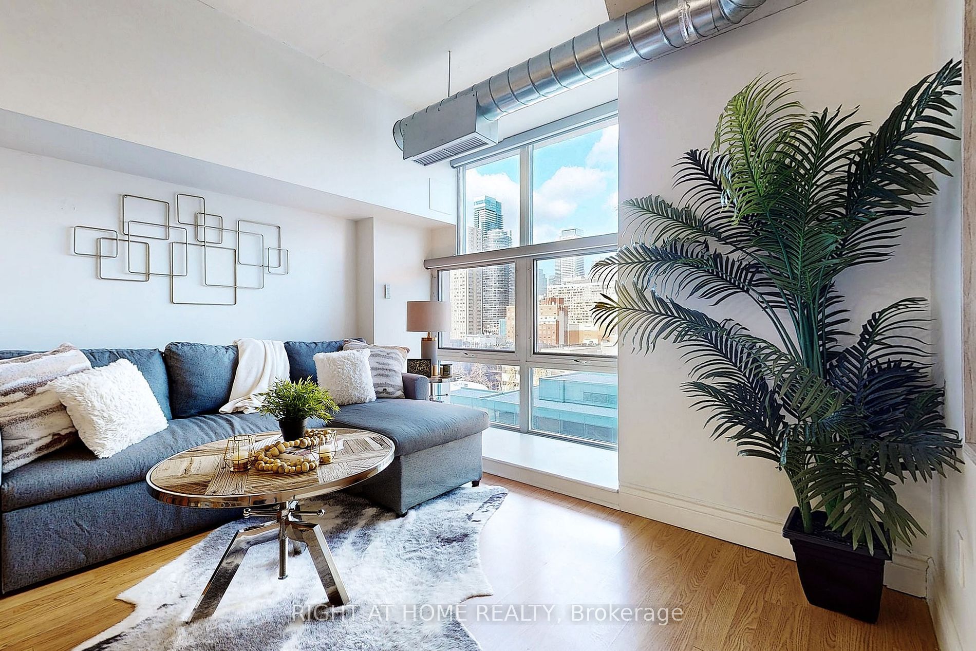 155 Dalhousie St, #718