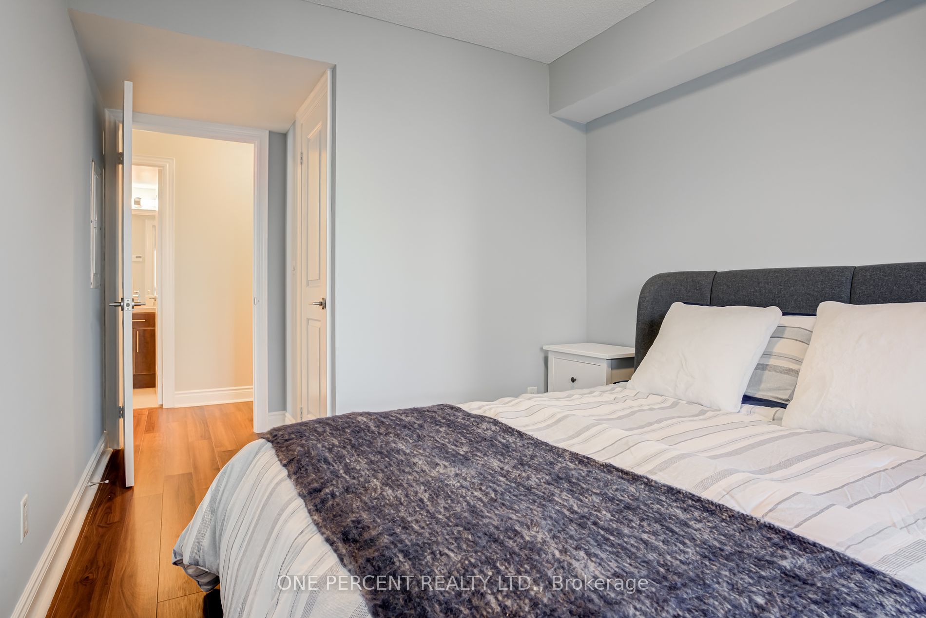 28 Ted Rogers Way, #1109