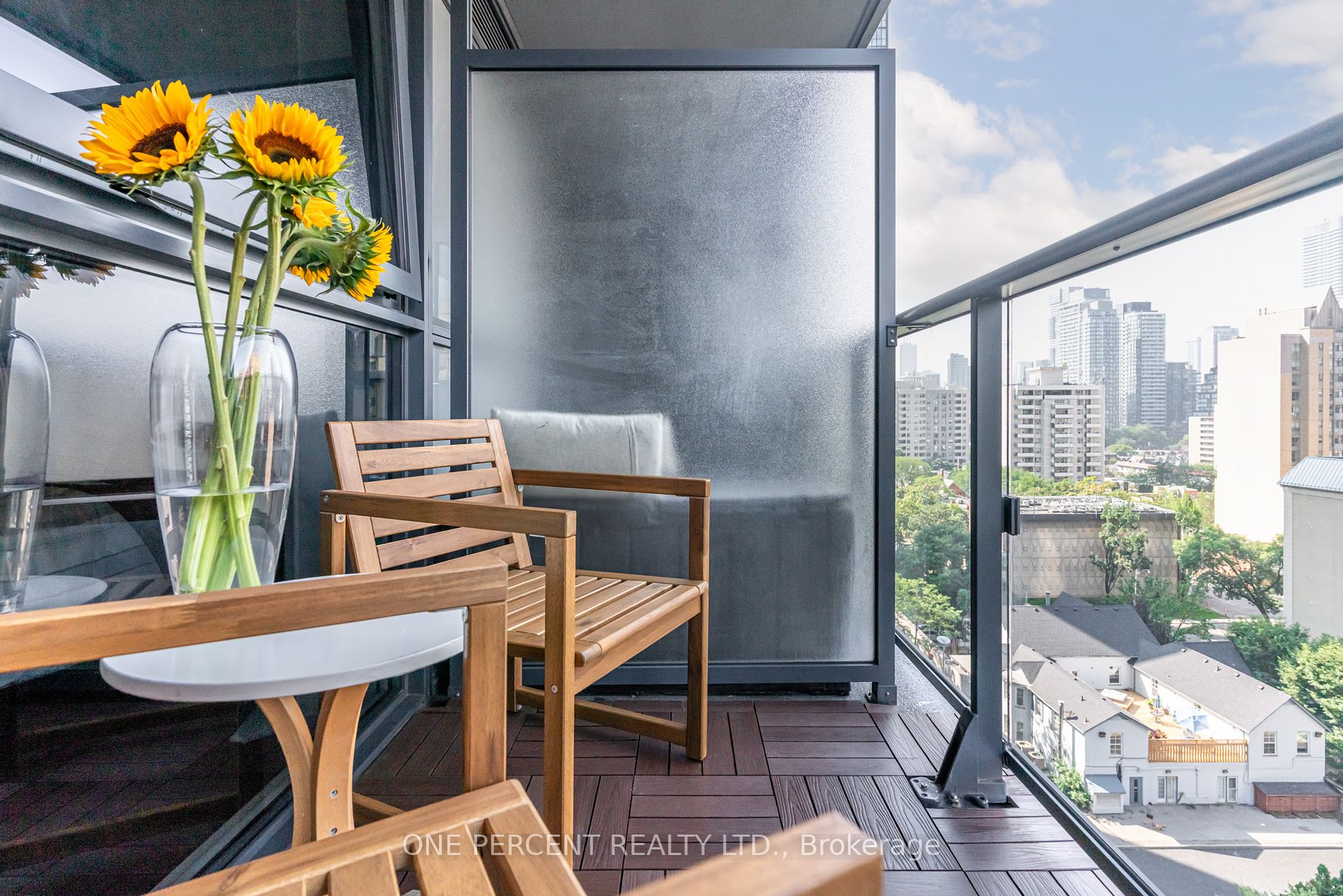 28 Ted Rogers Way, #1109