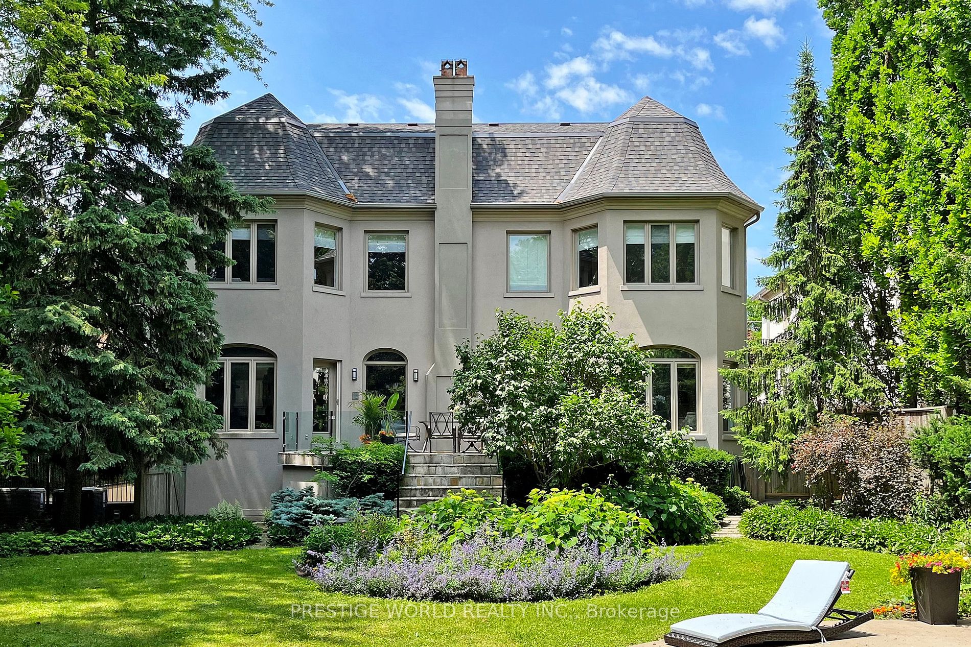 37 Rollscourt Drive