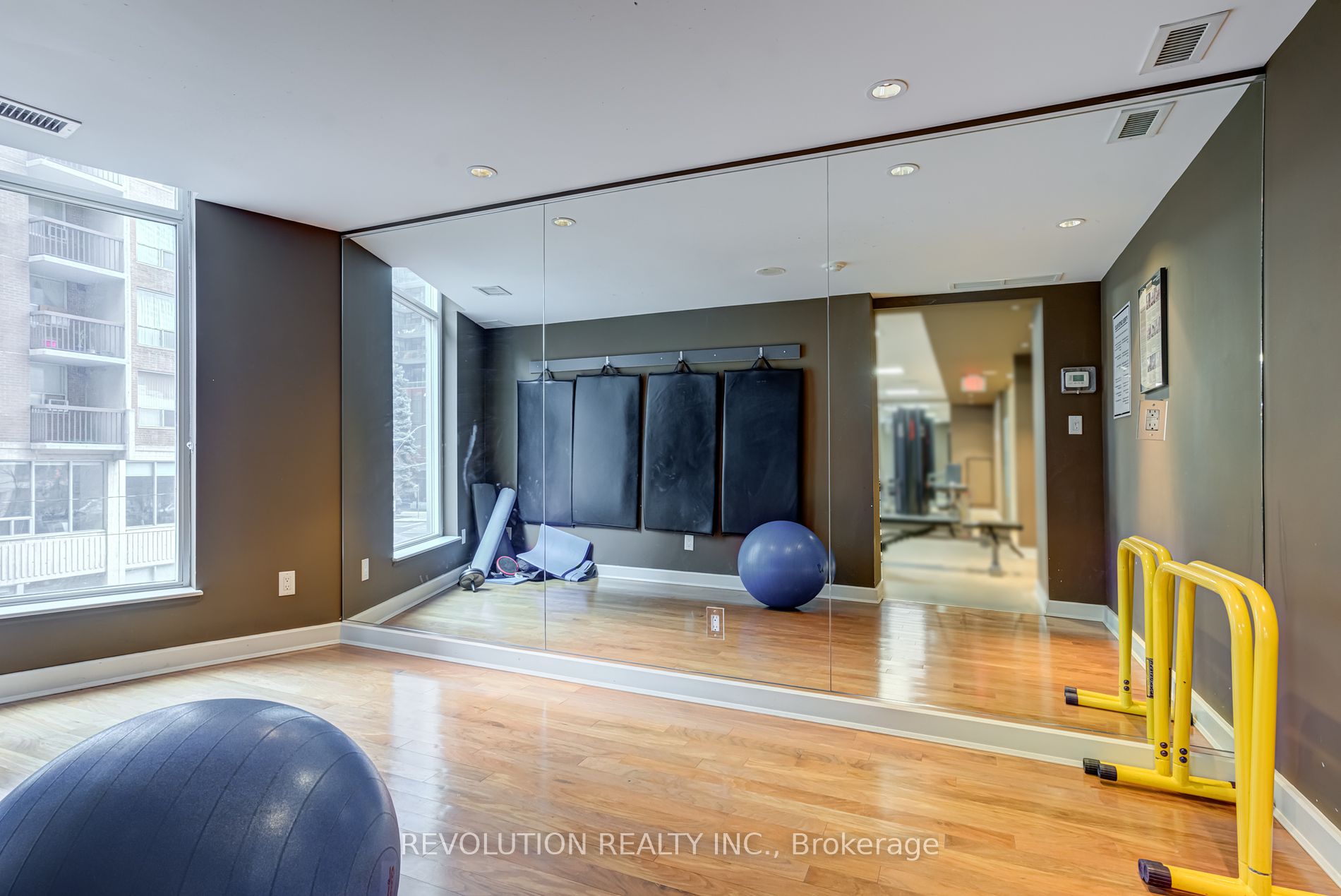 8 Scollard St, #Ph108