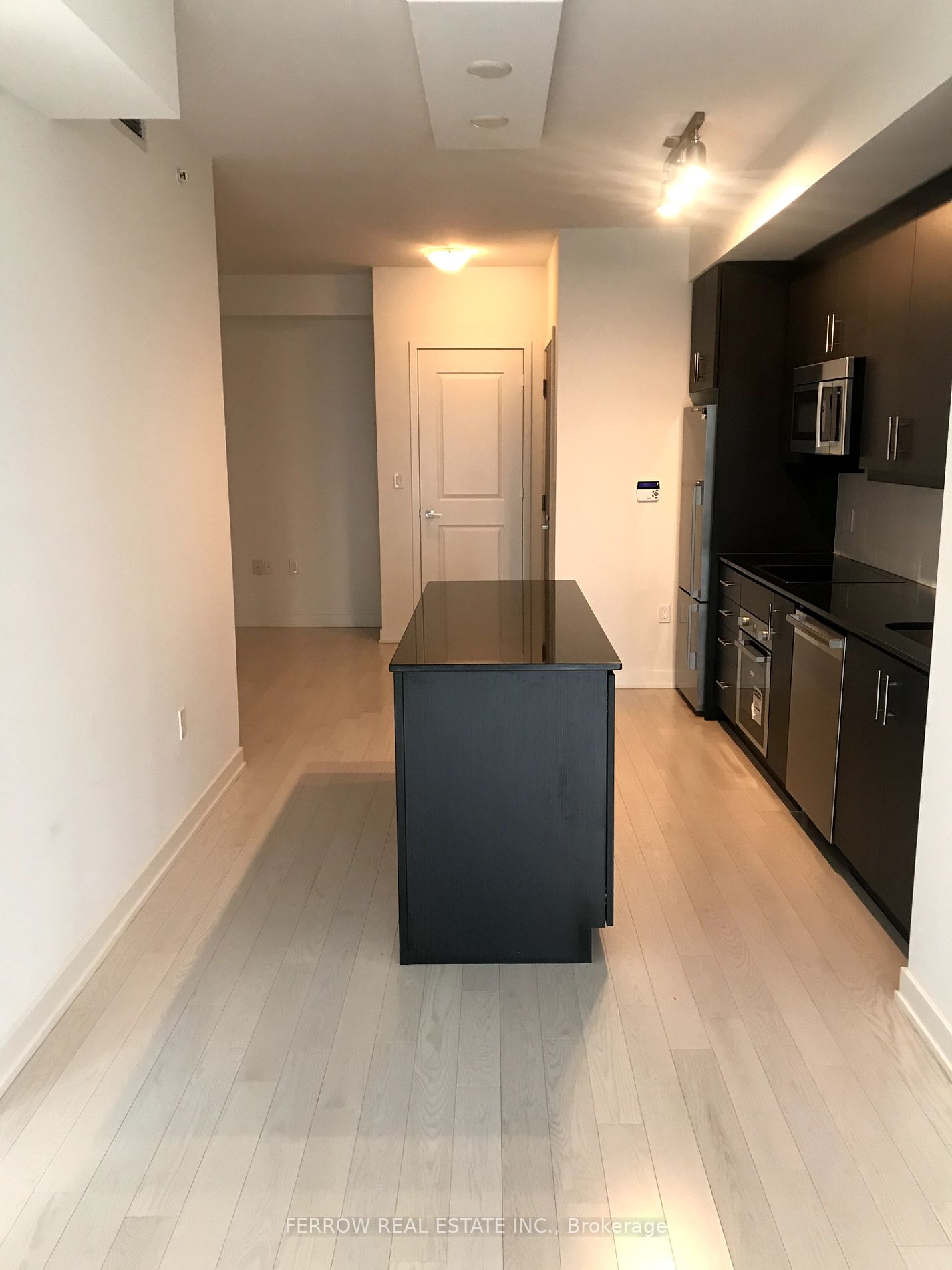 1 The Esplanade, #1009