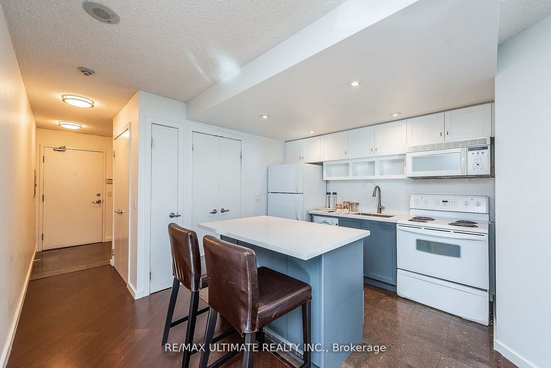 8 York St, #603