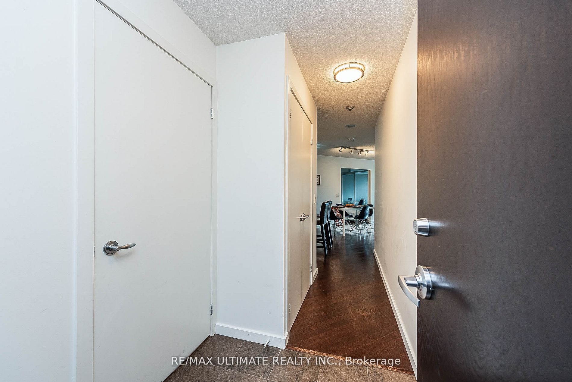 8 York St, #603