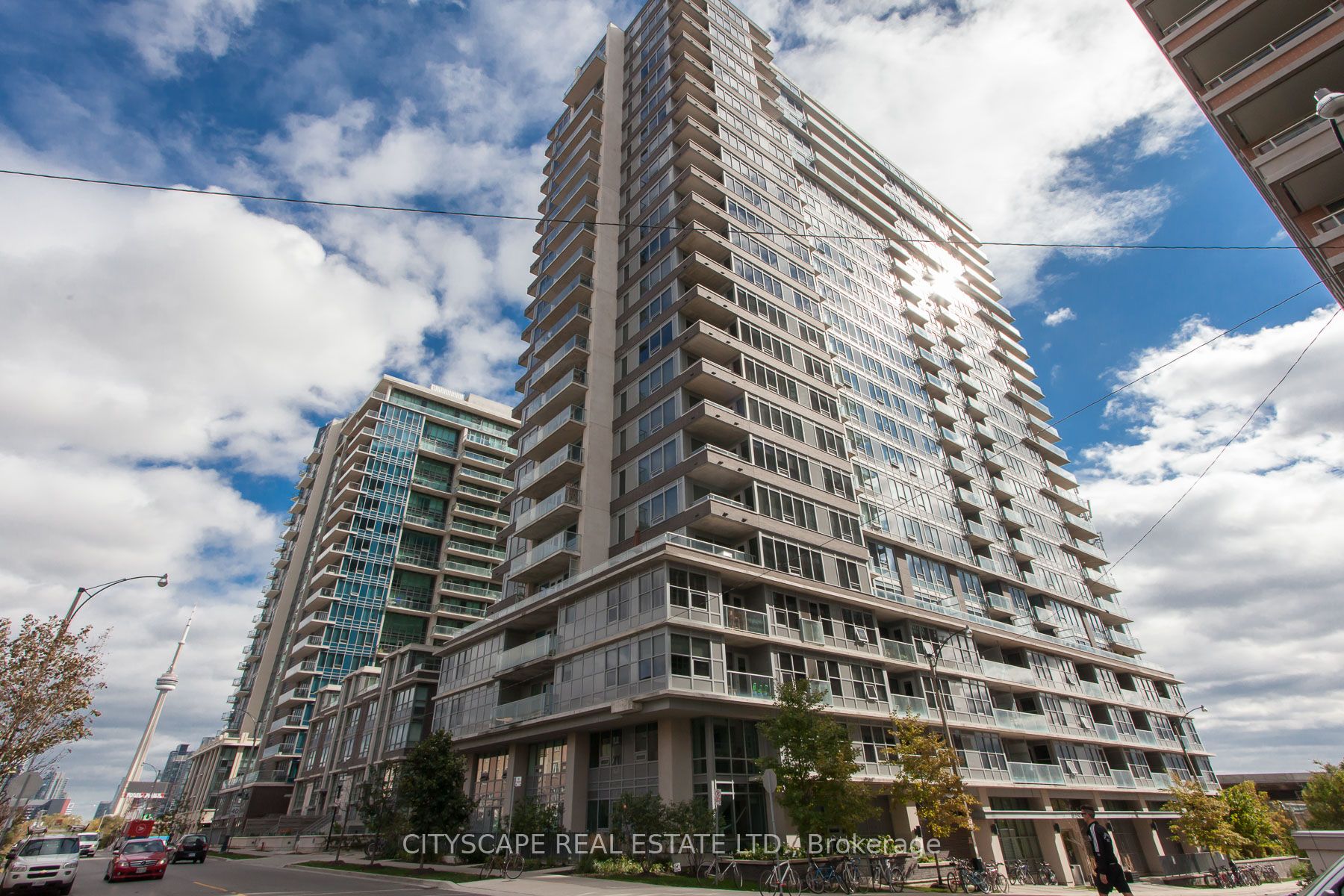 59 East Liberty St, #1702