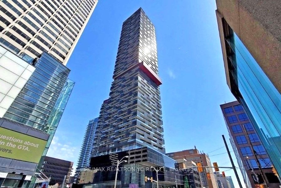 8 Eglinton Ave E, #3702
