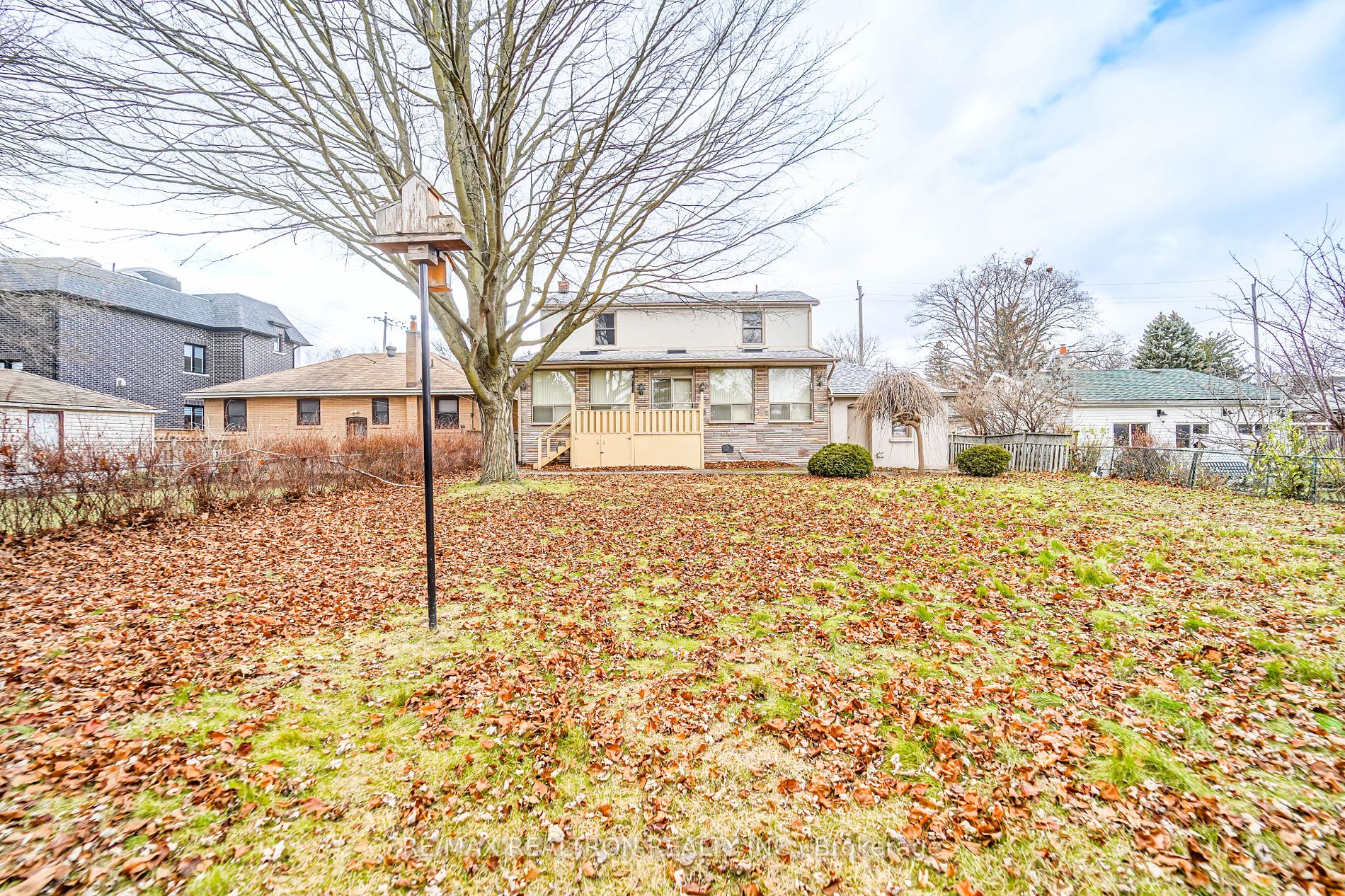599 Conacher Drive
