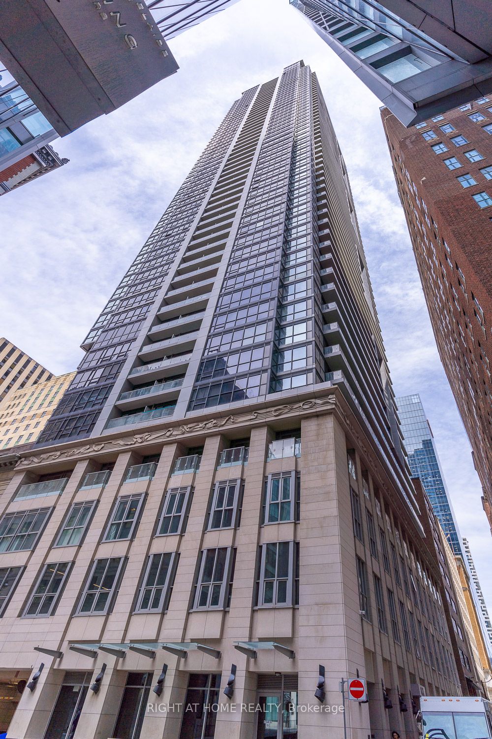 70 Temperance St, #3909