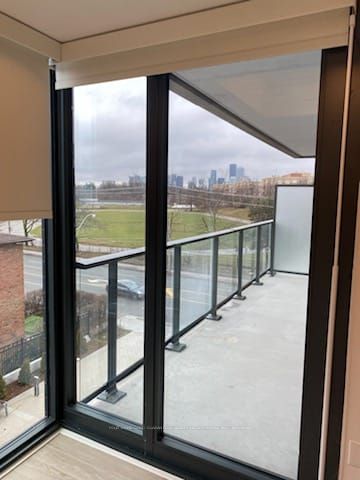 250 Lawrence Avenue W, #307