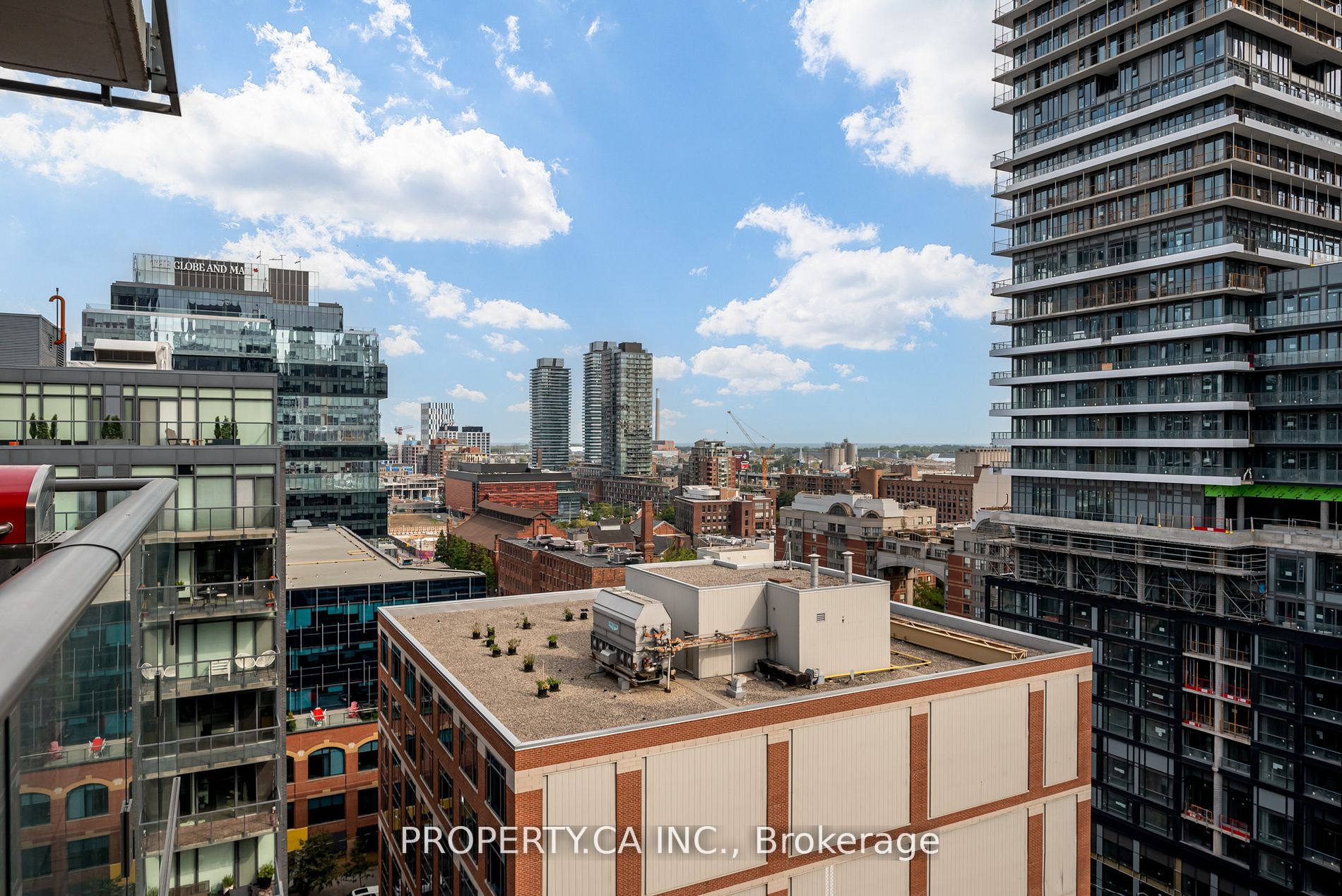 39 Sherbourne St, #1402