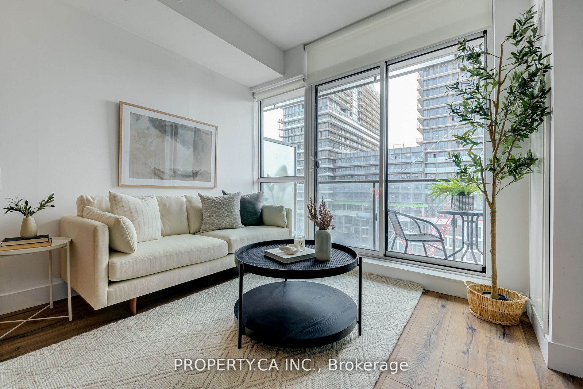 39 Sherbourne St, #1402
