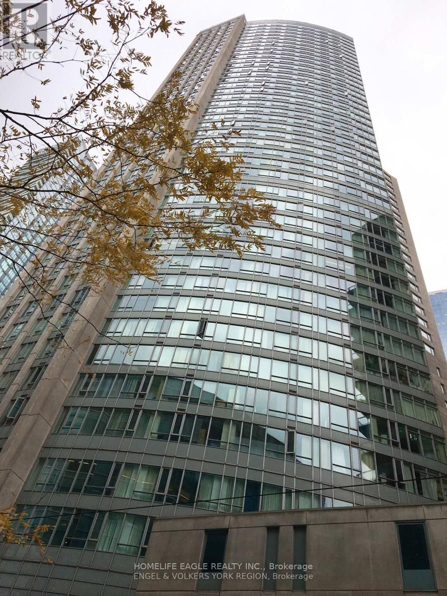 200 Victoria Street, #1518