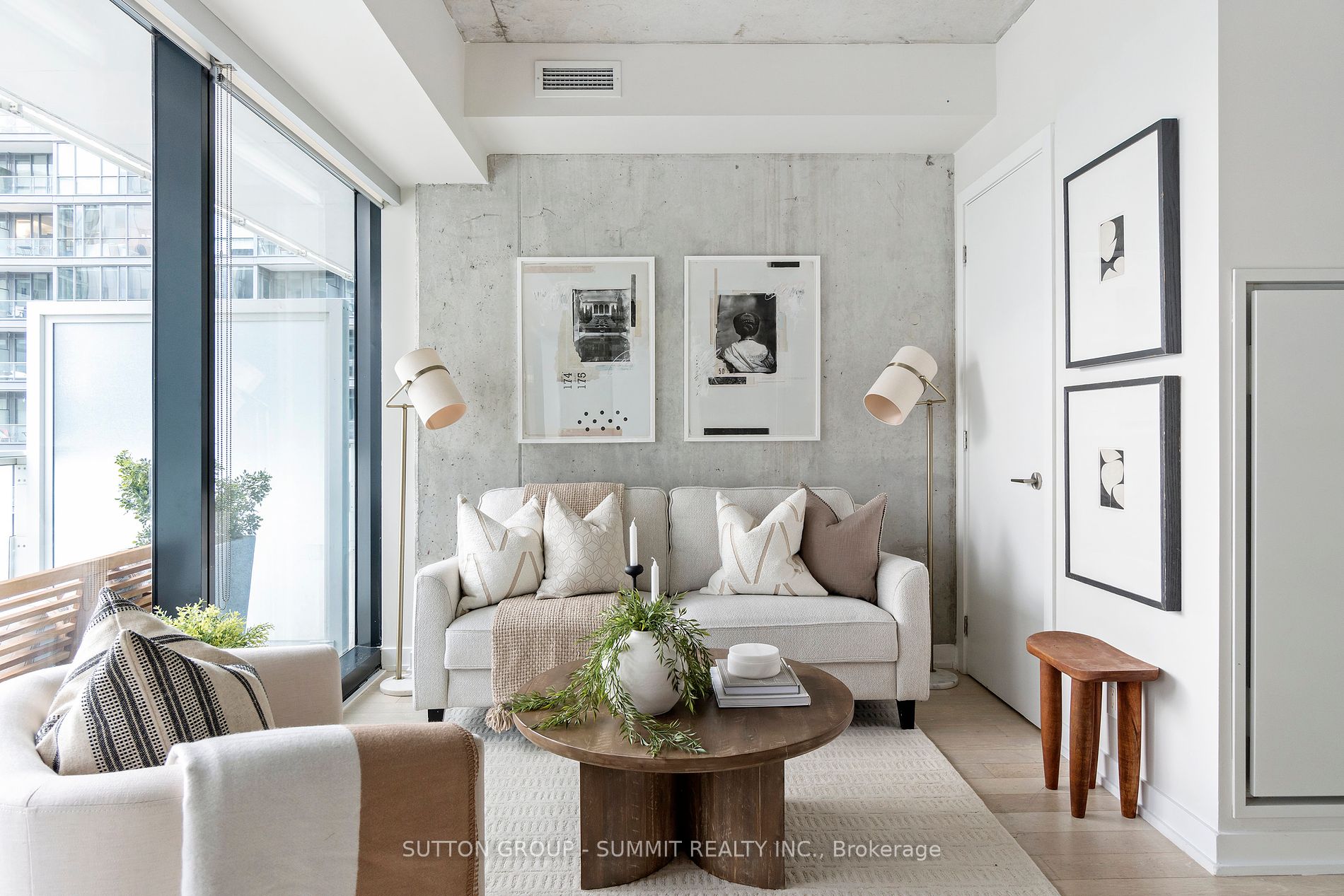 11 Charlotte St, #2501