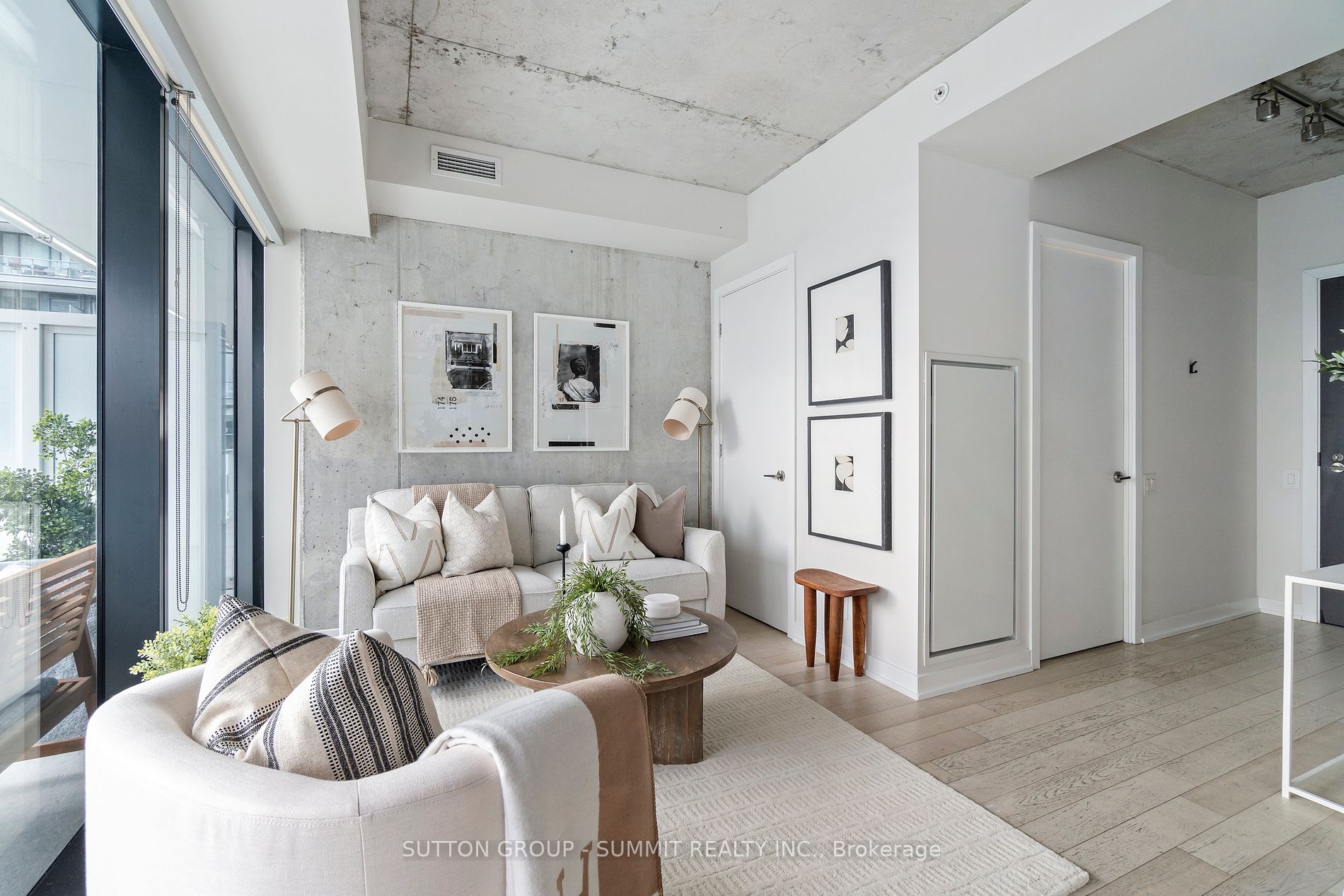 11 Charlotte St, #2501